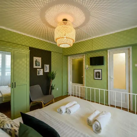 Chic With Breathtaking Views Over Calea Victoriei - Your Heaven * Bukarest